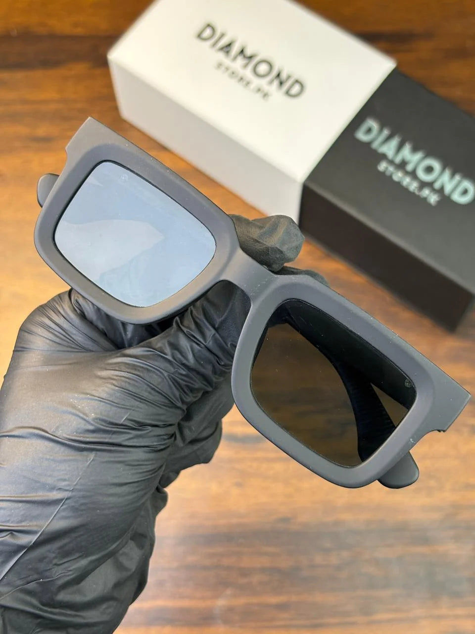 ROLEX + HUBLOT CUT - 🎁 Receive Premium Glasses Worth Rs.1,750 FREE