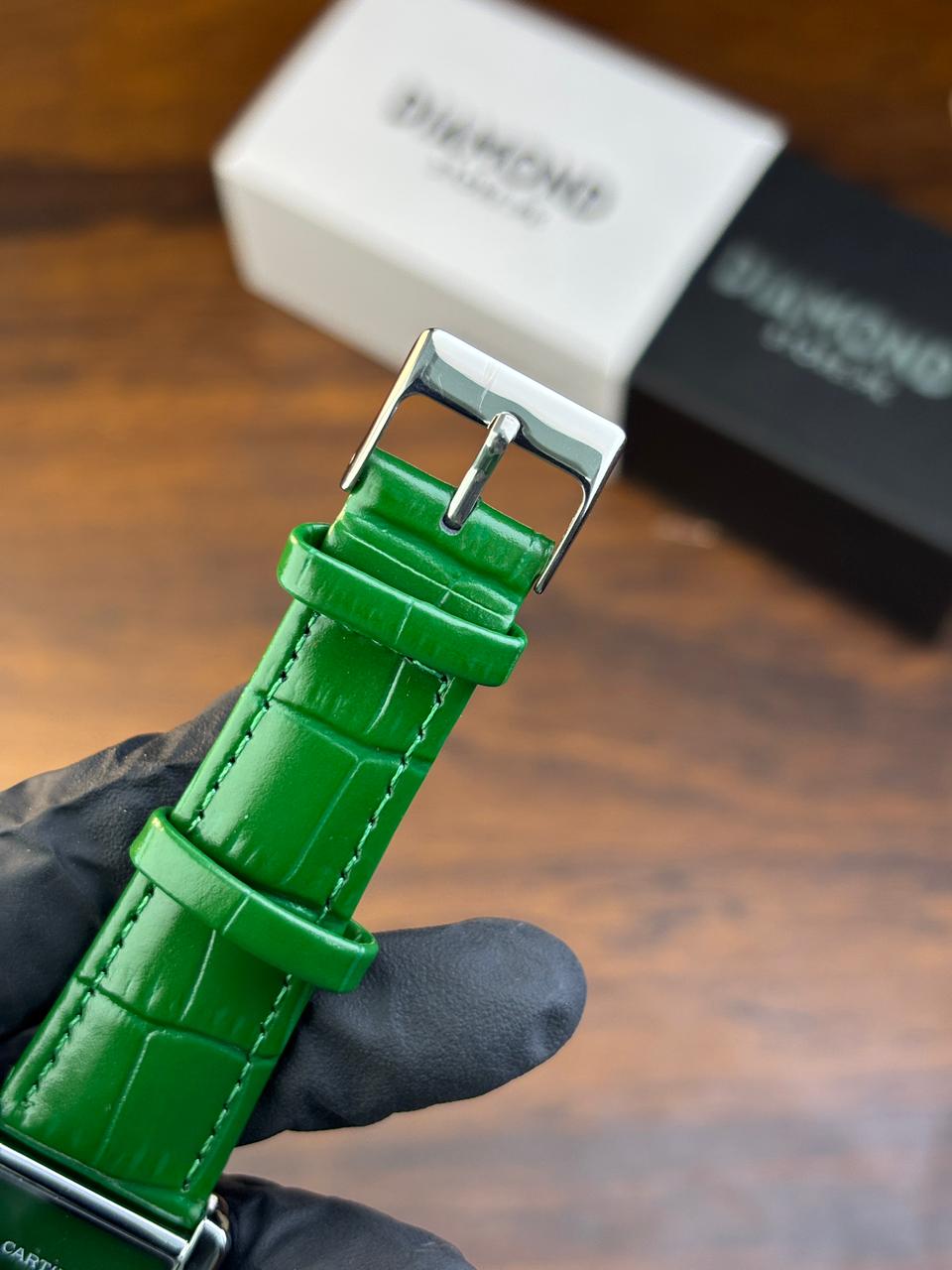 Cartier Tank – Green with Green Dial